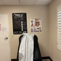 A to Z Dermatology - Exam table