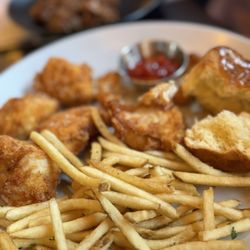 Heritage Food and Drink - Kids menu. Fried Chicken  Biscuits with fries. Biscuit was definitely stale. But the chicken was good. My daughter enjoyed it.