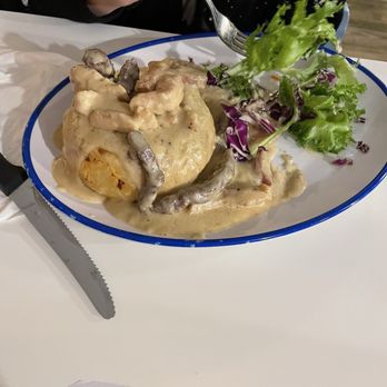 La Cueva Del Mar - Chicken and sausage mofongo - Puerto Rican Near Me - Fajardo, Puerto Rico La Cueva Del Mar - Chicken and sausage mofongo - Puerto Rican Near Me - Fajardo, Puerto Rico
