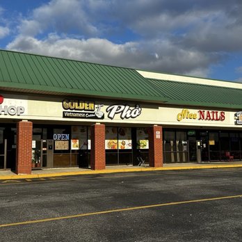 Golden Pho - Outside - Vietnamese Near Me - Sewell, New Jersey