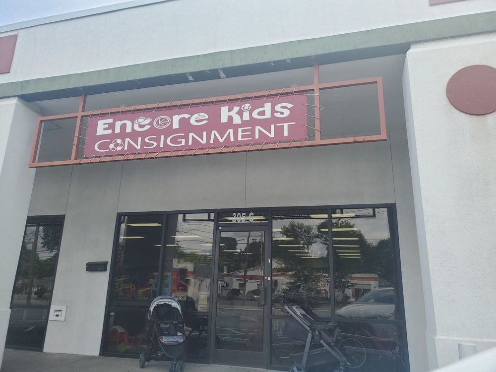ENCORE KIDS CONSIGNMENT Updated September 2024 12 Photos 305 W
