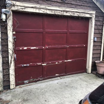 BH Garage Door - Before - Garage Door Services Near Me - Chicago, Illinois