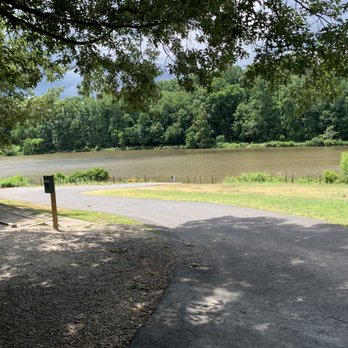 Huntsman Park - Huntsman Park Trail - Parks Near Me - Springfield, Virginia