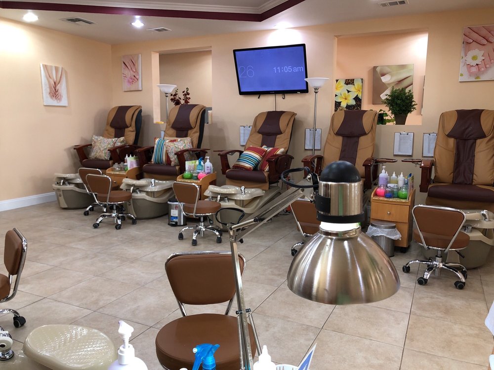 CRYSTAL NAIL SPA 72 Photos & 47 Reviews Nail Salons 27 N Navy