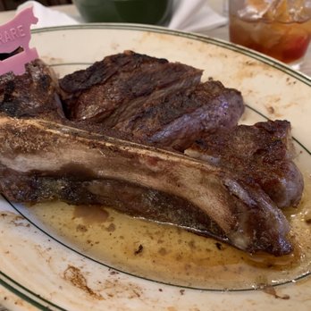 Peter Luger - Dry-aged Single Steak - Steakhouses Near Me - Brooklyn, New York