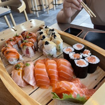 Sushi Gio - Samurai roll in upper left White Tiger in upper right Two seared salmon belly The rest is Gio Sushi & Sashimi Combo B - Japanese Near Me - Mansfield, Texas Sushi Gio - Samurai roll in upper left White Tiger in upper right Two seared salmon belly The rest is Gio Sushi & Sashimi Combo B - Japanese Near Me - Mansfield, Texas