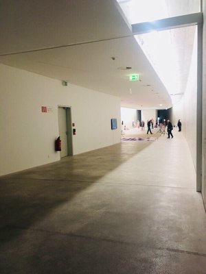 Kunst im Tunnel by null