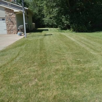 Mitchell's Landscaping - a freshly mowed lawn - Landscaping Near Me - Rolling Prairie, Indiana Mitchell's Landscaping - a freshly mowed lawn - Landscaping Near Me - Rolling Prairie, Indiana