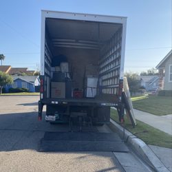 Enterprise Truck Rental - 16' Moving Truck with a liftgate