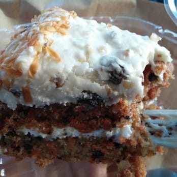Il Caffe Latte - Carrot cake - Coffee & Tea Near Me - New York, New York Il Caffe Latte - Carrot cake - Coffee & Tea Near Me - New York, New York