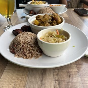 Kingston Grill - Curry Chicken Ackee & Salt fish - Caribbean Near Me - Forest Park, Georgia Kingston Grill - Curry Chicken Ackee & Salt fish - Caribbean Near Me - Forest Park, Georgia