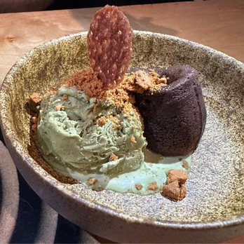 Kin Ramen - Matcha Lava Cake - Ramen Near Me - New York, New York Kin Ramen - Matcha Lava Cake - Ramen Near Me - New York, New York
