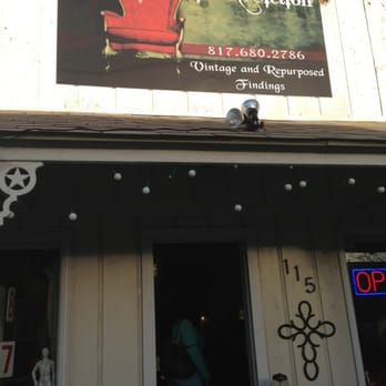 Junk and Wine Addiction - Antiques Near Me - Cedar Hill, Texas Junk and Wine Addiction - Antiques Near Me - Cedar Hill, Texas