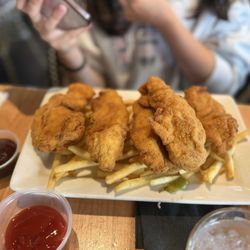 The 18hundred - HAND BATTERED CHICKEN STRIPS