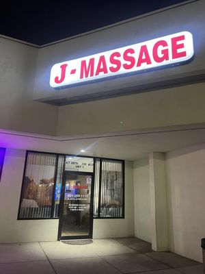 💆‍♀️ Services & Pricing - 📞 Call Now to Reserve Your Appointment
👉 Click Here to Schedule Online

💰 Massage Pricing
Add $5 when paying by credit card

30-Minute Session: $55

60-Minute Session: $80

90-Minute Session: $120

2-Hour Session: $160

👐 4-Hand Massage
60 Minutes: $160

90 Minutes: $240

💑 Couples Massage (Per Couple)
60 Minutes: $160

90 Minutes: $240

120 Minutes: $320

✨ Massage Upgrades
Hot Stones: $20

Cupping Therapy: $20

Infrared Sauna (Up to 30 Min): $30

🌿 Massage Packages
60 Min Massage + 30 Min Reflexology: $120

90 Min Massage + 30 Min Reflexology: $160

📌 Important Notes
Appointment times are approximate and may be shortened if booked back-to-back.

A deposit may be required for group bookings (2 or more). Deposits are applied to your visit and are refundable only with 24+ hours’ notice.

Prepayment is required to ensure your therapist is compensated.

Tipping is appreciated and done after your session.

💲 Minimum tip: 20%

💪 Deep Tissue tip starts at $25 (preferred over charging extra)

Pregnancy pillow available upon request.

Once a session begins, no refunds can be given.

🌺 Our Services
Full-Body Massages

Deep Tissue, Swedish, Reflexology & More

We use Bon Vital Coconut Oil — hydrating, non-greasy

Hot Towels included to leave you feeling refreshed

Appointments recommended | Walk-ins welcome when available

🎁 Gift Certificates Available!
Perfect for birthdays, anniversaries, or "just because" moments.

We’re Here to Pamper You — Because You Deserve It!