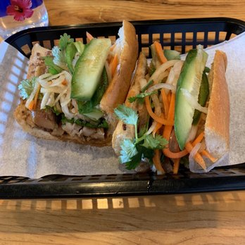 Blurr Kitchen - BBQ chicken Ban Mi - Asian Fusion Near Me - Santa Clara, California
