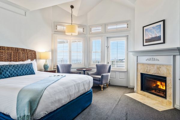 Blue Lantern Inn by null