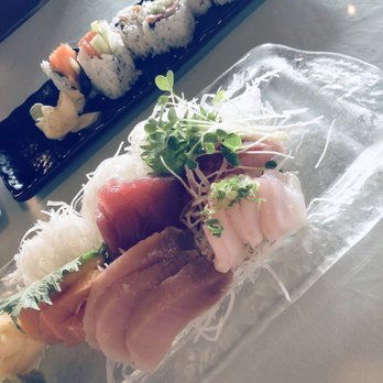 Village Sushi - Sashimi Regular 5 pc - Japanese Near Me - Seattle, Washington