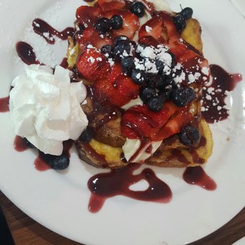 The Jagged Fork - The triple berry French toast with banana cream cheese - Breakfast & Brunch Near Me - Grosse Pointe, Michigan The Jagged Fork - The triple berry French toast with banana cream cheese - Breakfast & Brunch Near Me - Grosse Pointe, Michigan