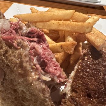 District Pour House - Rueben Sandwich - Bars Near Me - Shawnee, Kansas District Pour House - Rueben Sandwich - Bars Near Me - Shawnee, Kansas