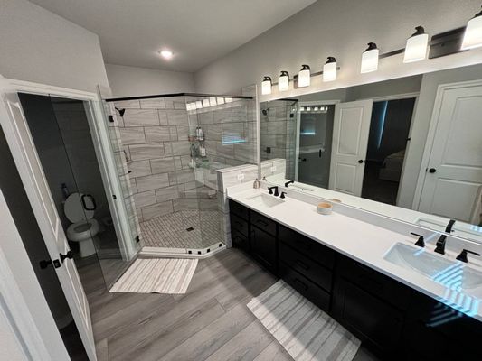 Deep Cleaning/ One time Cleaning - We can check one thing off of your list of things to do during this busy time of year to help you prepare for the Holidays!  No job is too big and we have immediate availability for last minute cleaning needs.  We can also come after your event to clean and ensure you and your family or staff stays healthy by making sure your home/business is clean and disinfected after your event!  Click the button to schedule your Deep Cleaning today!