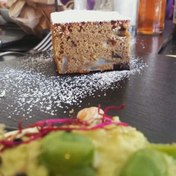 Café Gorille - Chocolate&pears cake - Cafeteria Near Me - Milan, Michigan
