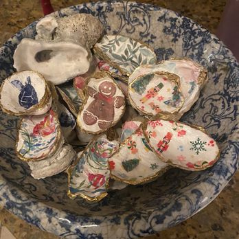 Gloucester House - Pat paints oysters and was gracious enough to let us choose one to keep. - Bed & Breakfast Near Me - Gloucester, North Carolina