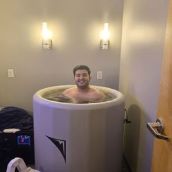 Serenus Float and Wellness Center - Happy Customer chilling out in the Cold Plunge