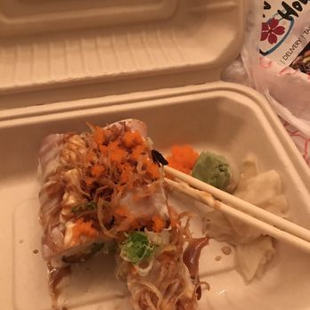 Mon Roll House - Delish! But the portion size :( - Japanese Near Me - Santa Monica, California Mon Roll House - Delish! But the portion size :( - Japanese Near Me - Santa Monica, California