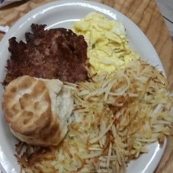 Hungry Hunter Restaurant - Breakfast & Brunch Near Me - Branson, Missouri
