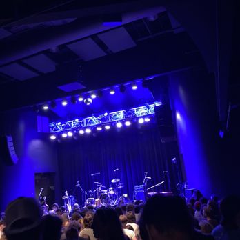 Slowdown - Waiting for the main act - Music Venues Near Me - Omaha, Nebraska Slowdown - Waiting for the main act - Music Venues Near Me - Omaha, Nebraska