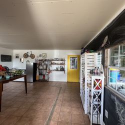 Tocoi Feed Mill - Gift store