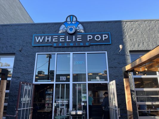 Wheelie Pop Brewing by null