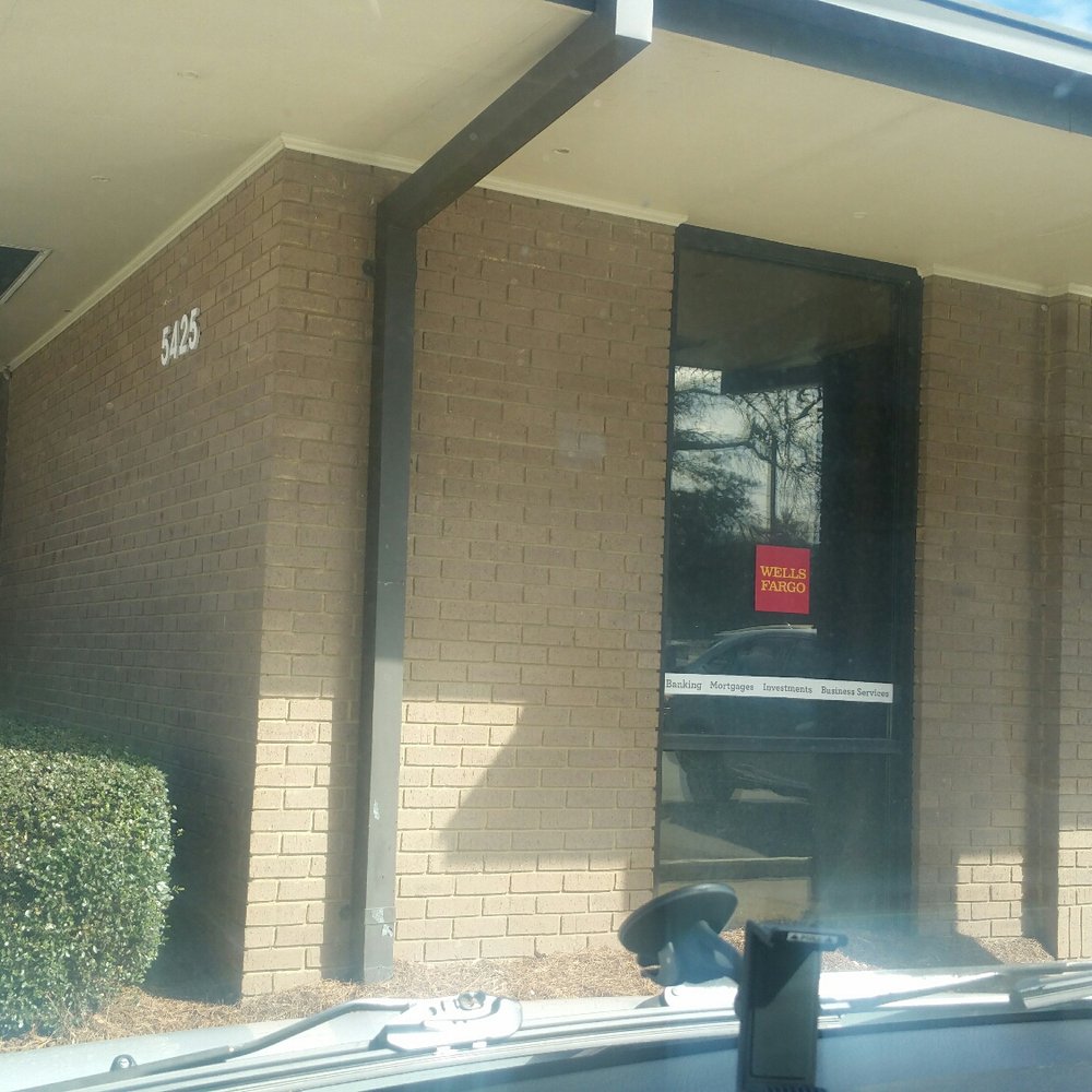Wells Fargo Bank - Wells Fargo 5425, the worst of all the Wells Fargo's in my area and beyond. - Banks & Credit Unions Near Me - Chamblee, Georgia Wells Fargo Bank - Wells Fargo 5425, the worst of all the Wells Fargo's in my area and beyond. - Banks & Credit Unions Near Me - Chamblee, Georgia