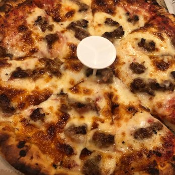Dollies Pub & Cafe - Sausage pizza - Pizza Near Me - Lahaina, Hawaii Dollies Pub & Cafe - Sausage pizza - Pizza Near Me - Lahaina, Hawaii