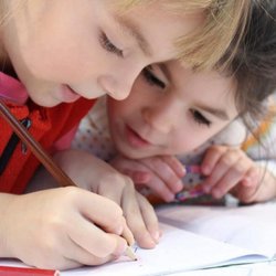 Elite French Tutoring - EFT - A French class with children in Brooklyn