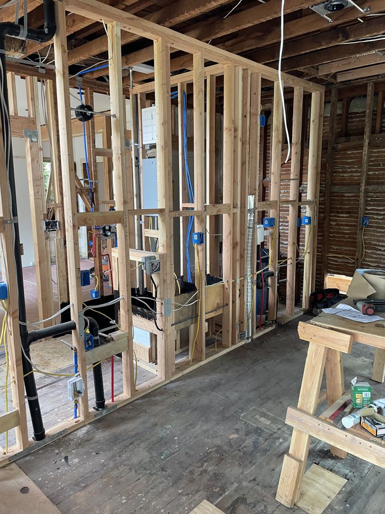 Slide of Green Oak Builders