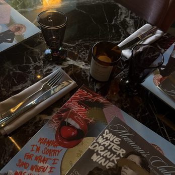 Viva La Mamma - table setup - Bars Near Me - Los Angeles, California Viva La Mamma - table setup - Bars Near Me - Los Angeles, California