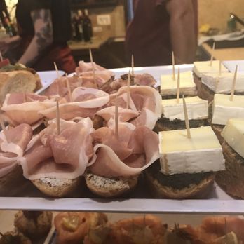 Osteria Al Squero - Tapas/Small Plates Near Me - Venezia, VE Osteria Al Squero - Tapas/Small Plates Near Me - Venezia, VE