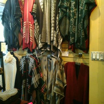 Los Artesanos - Ponchos - Arts & Crafts Near Me - Toronto, Ontario Los Artesanos - Ponchos - Arts & Crafts Near Me - Toronto, Ontario