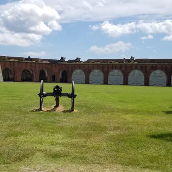 Fort Pulaski National Monument - Why is it pointed at me? - Landmarks & Historical Buildings Near Me - Savannah, Georgia Fort Pulaski National Monument - Why is it pointed at me? - Landmarks & Historical Buildings Near Me - Savannah, Georgia