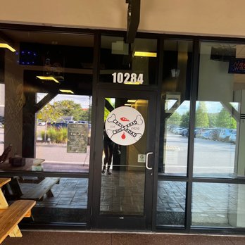 Crossroad Hot Chicken  - Chicken Shop Near Me - Tampa, Florida