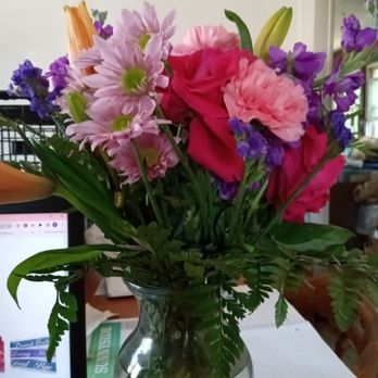 A Bella Mia Flowers - Florists Near Me - Norwood, Massachusetts