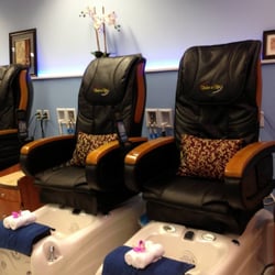 Nora Nails and Spa
