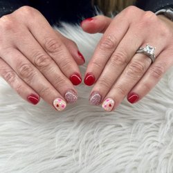 Nail Lounge