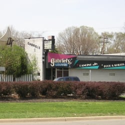 Gabriel's Lounge - front