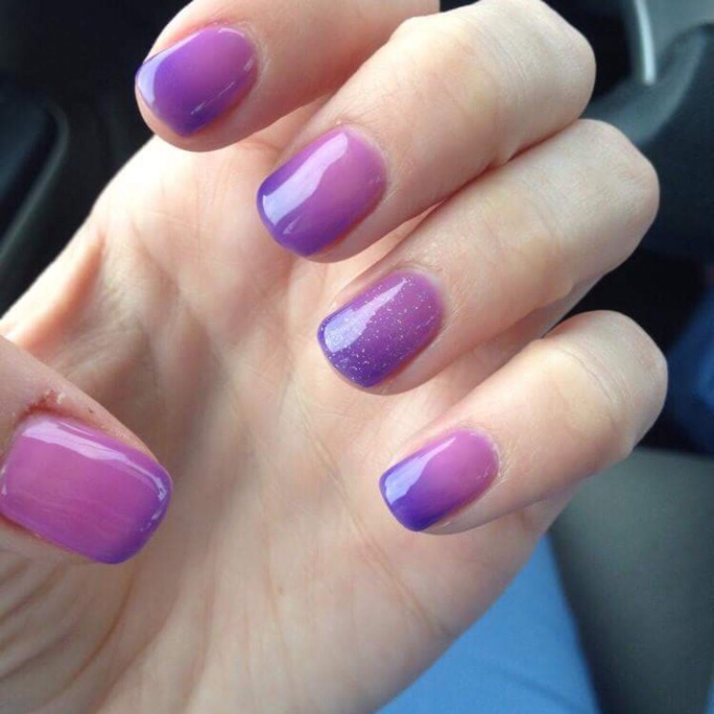 Pretty no chip gel mood changing polish