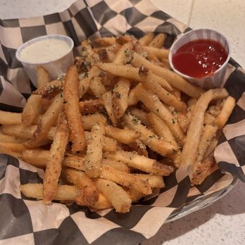 Q's Billiard Club - Garlic Parmesan Fries - Pool Halls Near Me - Los Angeles, California Q's Billiard Club - Garlic Parmesan Fries - Pool Halls Near Me - Los Angeles, California