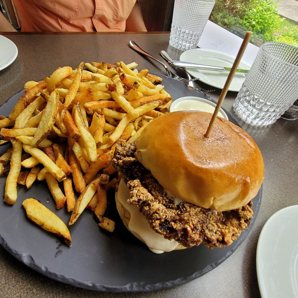 Ancaster Mill - Chicken sandwich - Canadian (New) Near Me - Ancaster, Ontario
