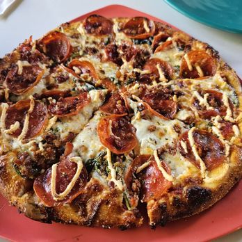 Lee's Grocery - 10 inch Kiki do you love me (3.8/5) - Pizza Near Me - Tampa, Florida